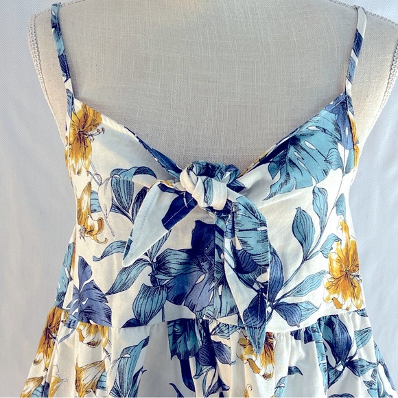 Vine & Love Brand—Blue & Gold Leaf Print Top with Spaghetti Straps/Knotted Front - Picture 2 of 6